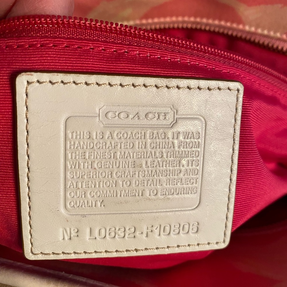 Coach Pink and Cream Tote with Circle Design - Picture 7 of 9